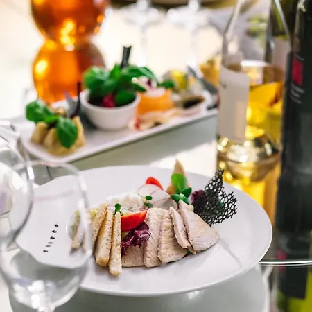 Hotel Resort&spa Kamelot Kamenitsa